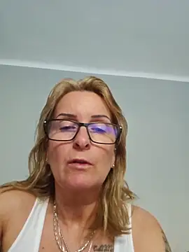 غرفة دردش ة Steffi45 المباشرة