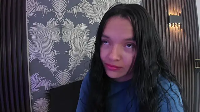 غرفة دردشة _shantal_smith المباشرة