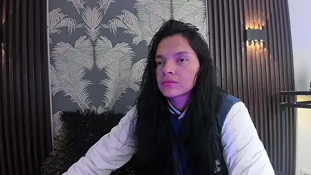 _shantal_smith Adlı Modelin Canlı Sohbet Odası