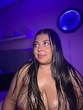 غرفة دردشة Emily_Cooper7 المباشرة