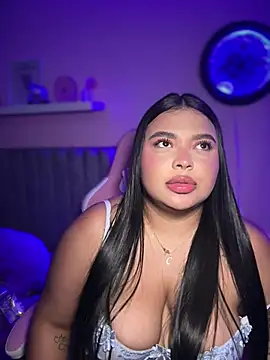 ห้องแชทสดของ Emily_Cooper7