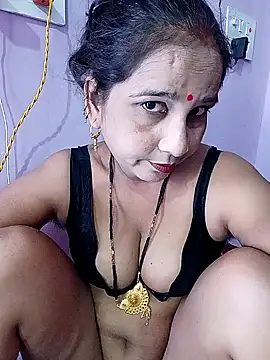 reemacouple007 Adlı Modelin Canlı Sohbet Odası