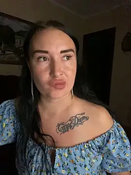 Phòng Chat Trực Tiếp Roxana_Bell