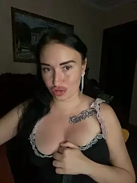 Phòng Chat Trực Tiếp Roxana_Bell