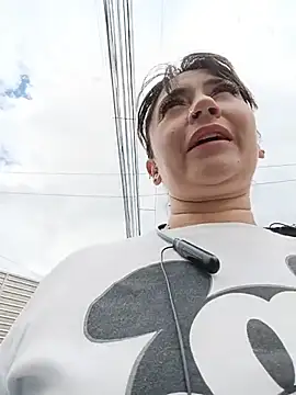 Živá chatovací místnost tata_sanz_
