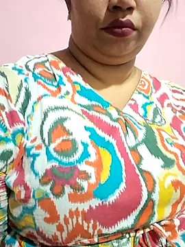 Ravina_patil1's Live Chat Room
