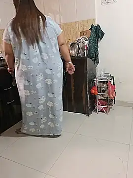Živá chatovací místnost Ravina_patil1