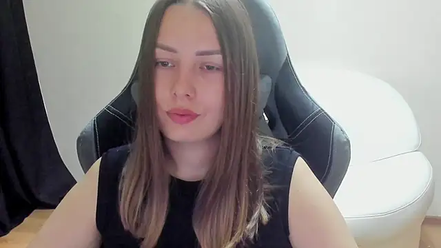 Mia_shy1 чат на живо