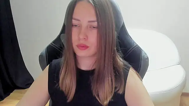 Mia_shy1 чат на живо