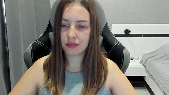 Mia_shy1 现场聊天室