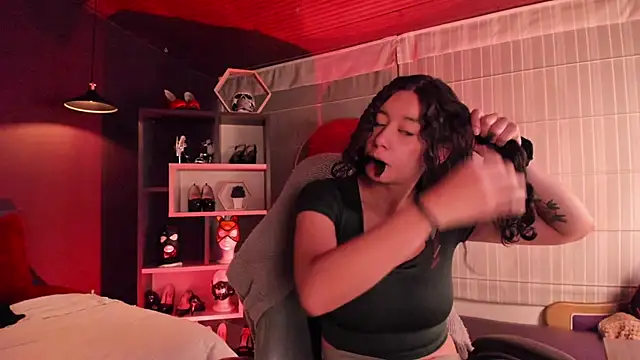 Živá chatovací místnost Moony_14