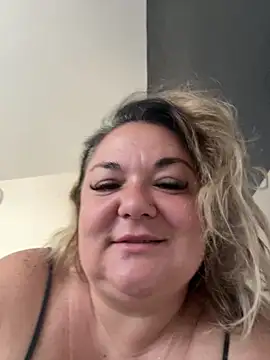 MikyVesela Cameră chat live