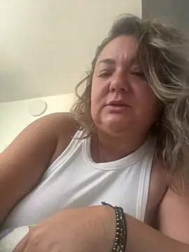 MikyVesela – live chatrum
