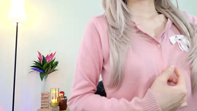 IreneIrene Adlı Modelin Canlı Sohbet Odası