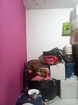 חדר צ'אט בשידור חי של loba9706