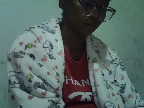 ElianeHot Live Chatraum