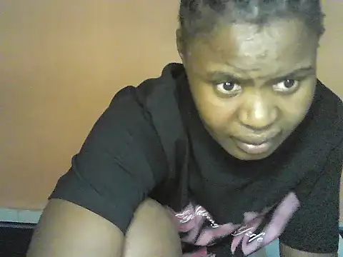 princess-maira's Live Chat Room
