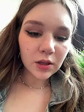 Živá kamerová sex show PumaShyXD