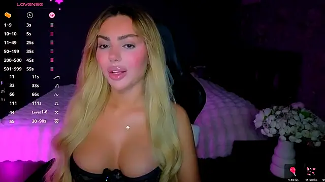 Ayla__Demir's Live Chat Room
