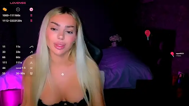 Ayla__Demir's Live Chat Room