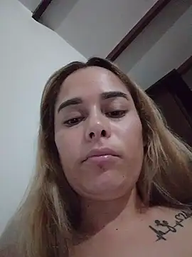 Amelia1_ Adlı Modelin Canlı Sohbet Odası