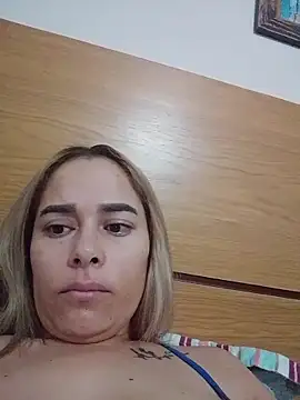 Amelia1_ Adlı Modelin Canlı Sohbet Odası