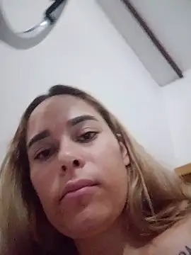 Amelia1_ Adlı Modelin Canlı Sohbet Odası