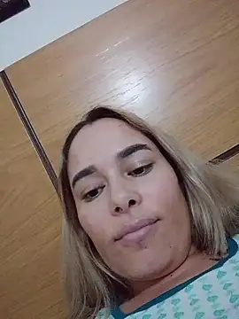 Amelia1_ Adlı Modelin Canlı Sohbet Odası