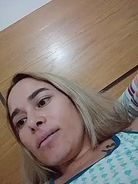 Amelia1_ Adlı Modelin Canlı Sohbet Odası