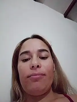 Amelia1_ Adlı Modelin Canlı Sohbet Odası