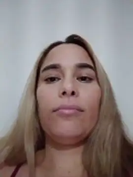 Amelia1_ Adlı Modelin Canlı Sohbet Odası