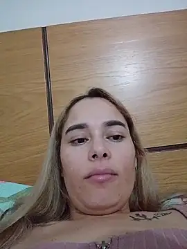 Amelia1_ Adlı Modelin Canlı Sohbet Odası