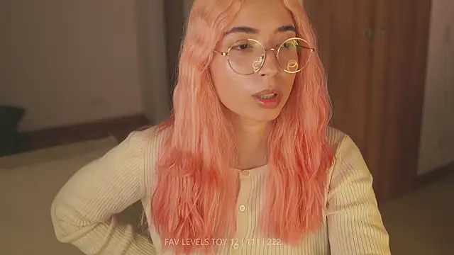 dearnina_ Cameră chat live