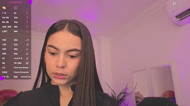 غرفة دردشة Aleejaa__ المباشرة