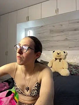 MartiniiSelenna Adlı Modelin Canlı Sohbet Odası