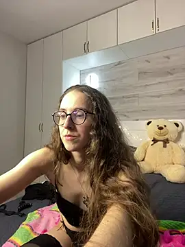 MartiniiSelenna Adlı Modelin Canlı Sohbet Odası