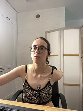 MartiniiSelenna Live Chatrum