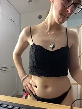 MartiniiSelennan Live chat-huone