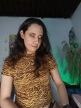 Sala de chat en directo de lovely_kitt