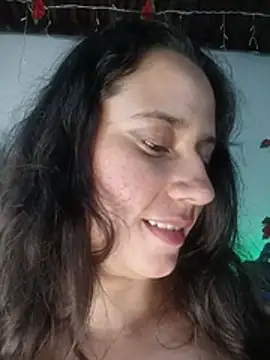 חדר צ'אט בשידור חי של lovely_kitt