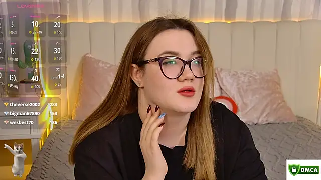 غرفة دردشة Nancy_Mooree المباشرة