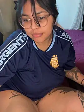 miacanela_xo 실시간 채팅방