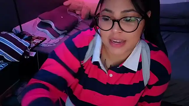 miacanela_xo 现场聊天室