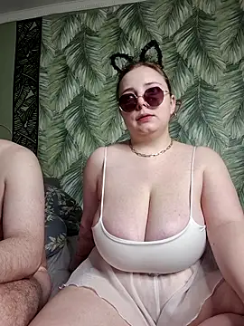 Caramel_pussy লাইভ চ্যাট রুম
