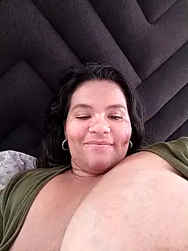 Julieta-tits Live Chatraum