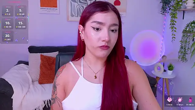 ViolettCastel's Live Chat Room