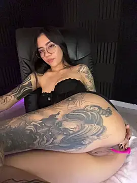 _iink_ লাইভ চ্যাট রুম
