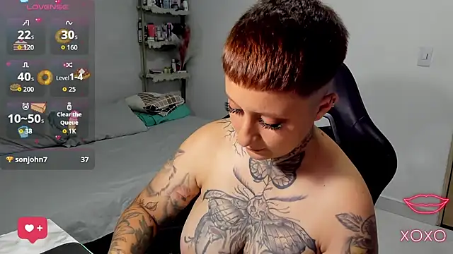 Tatto_gotiic's Live Chat Room