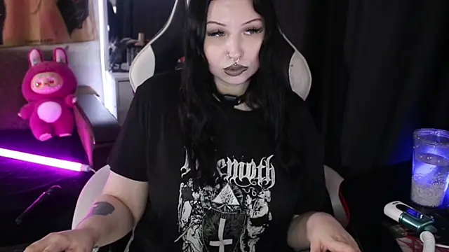 Kitty_goth чат на живо