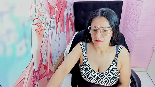 Živá chatovací místnost AllysonMilf69